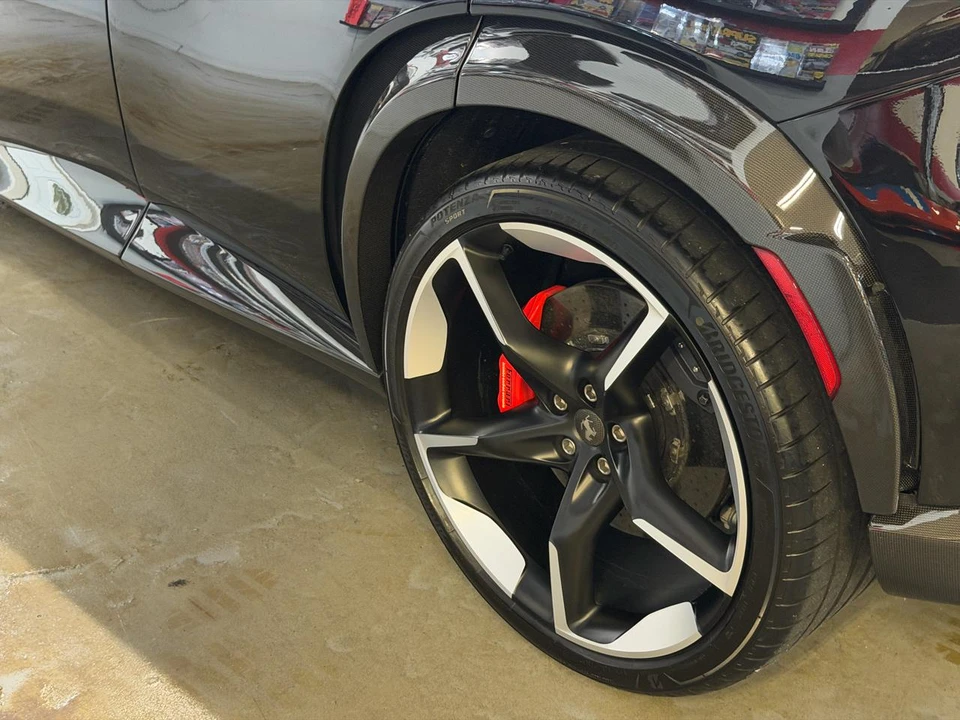 2023 Ferrari Purosangue - Image 20 of 31