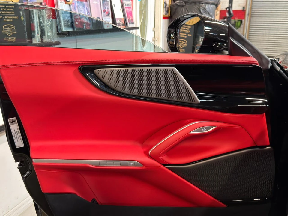 2023 Ferrari Purosangue - Image 25 of 31