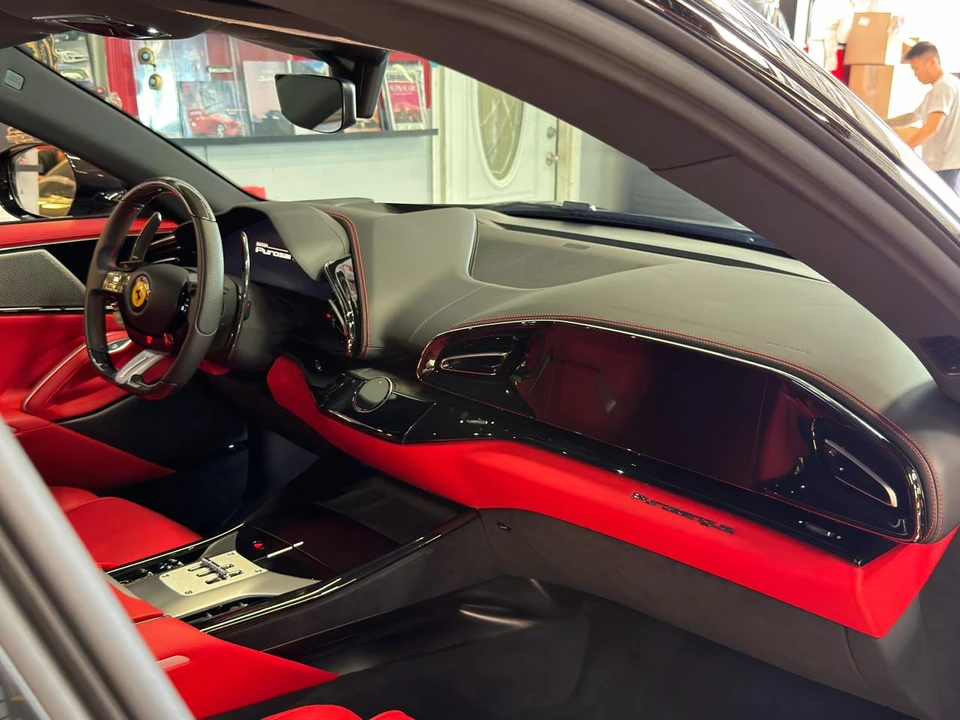 2023 Ferrari Purosangue - Image 26 of 31