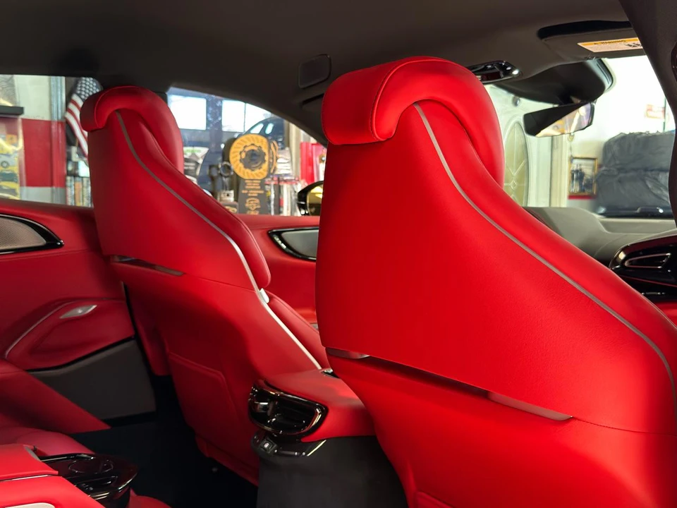 2023 Ferrari Purosangue - Image 29 of 31