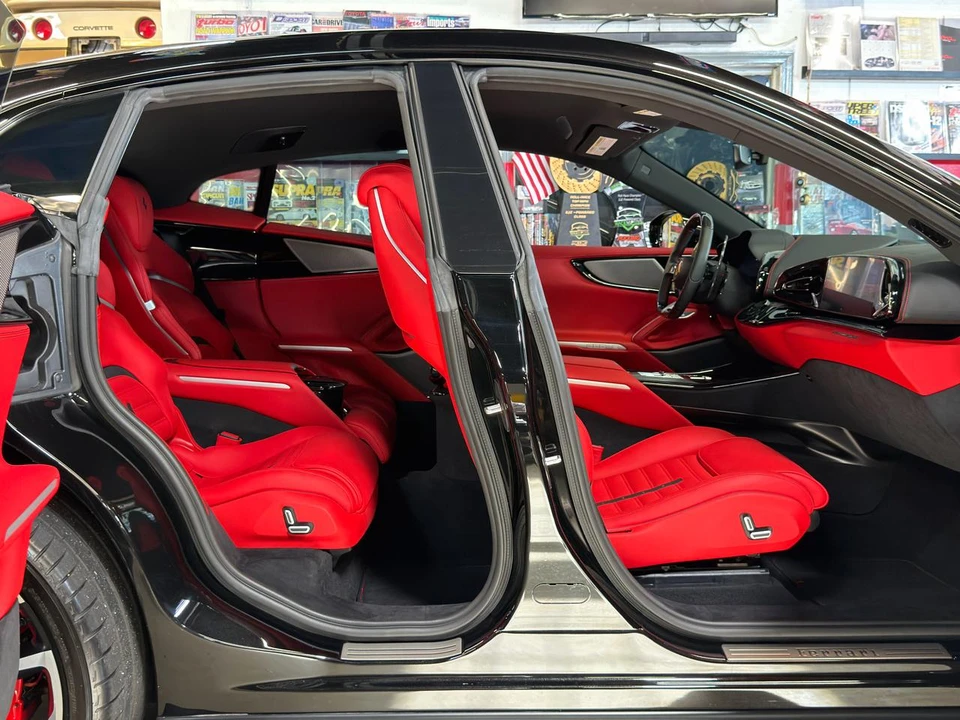 2023 Ferrari Purosangue - Image 31 of 31