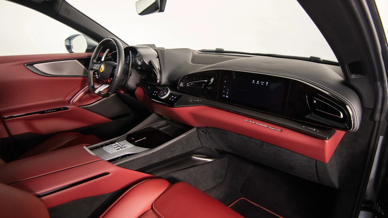 2023 Ferrari Purosangue - Image 28 of 31