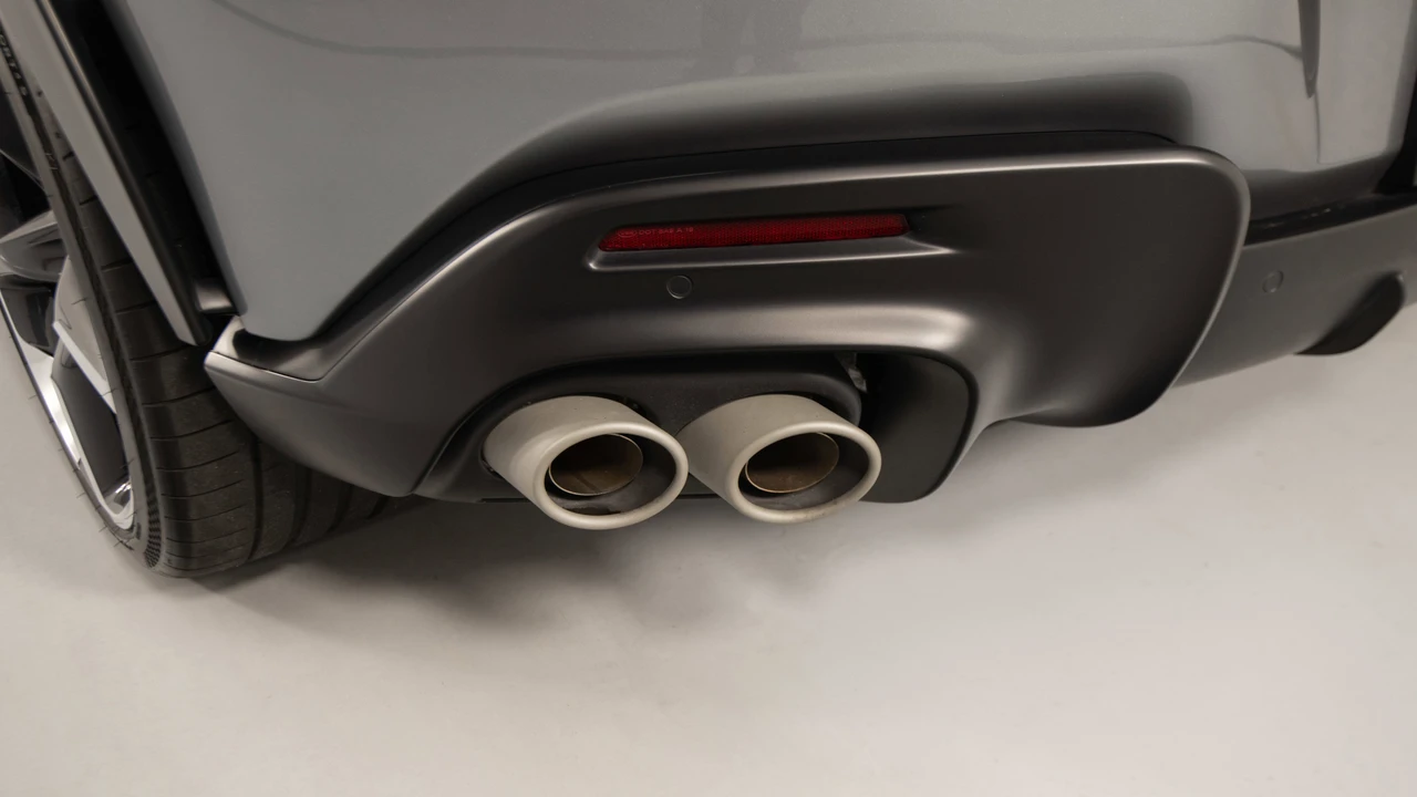 2023 Ferrari Purosangue - Image 14 of 31
