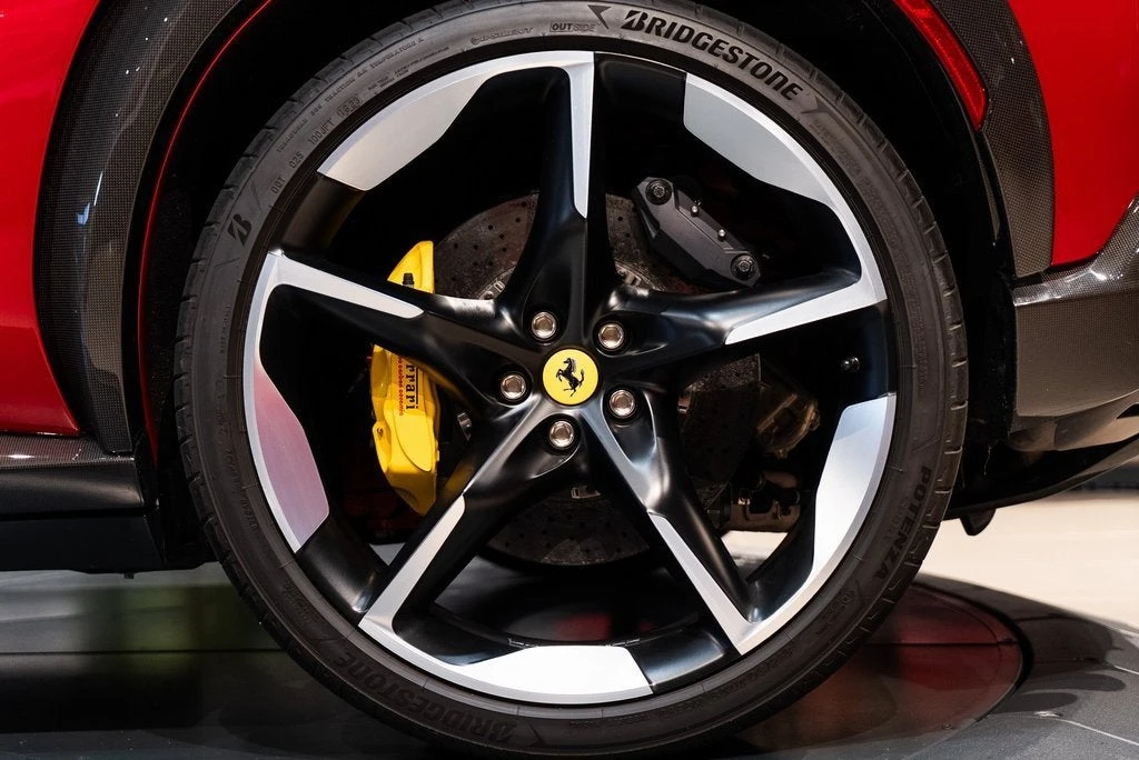 2023 Ferrari Purosangue - Image 14 of 31