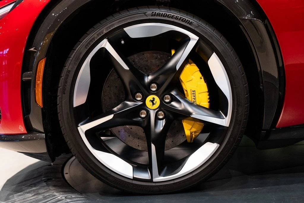 2023 Ferrari Purosangue - Image 13 of 31