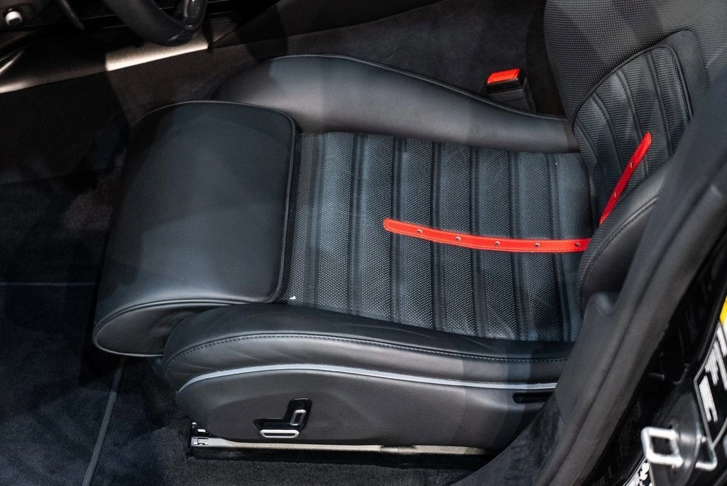 2023 Ferrari Purosangue - Image 22 of 31