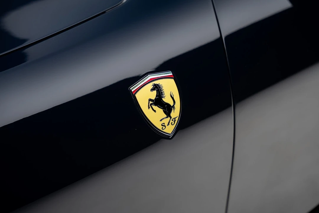 2023 Ferrari Roma - Image 24 of 31