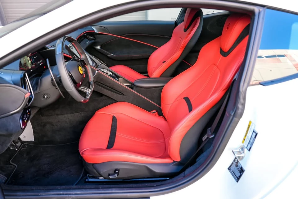 2023 Ferrari Roma - Image 19 of 20