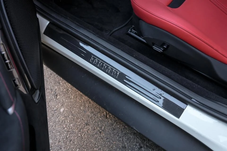 2023 Ferrari Roma - Image 7 of 11