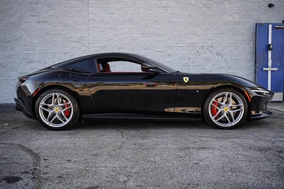 2023 Ferrari Roma - Image 10 of 20