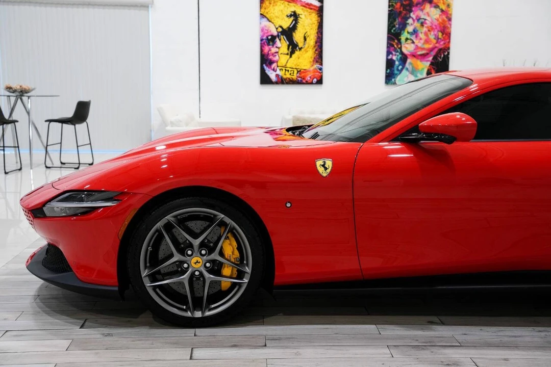 2023 Ferrari Roma - Image 10 of 12