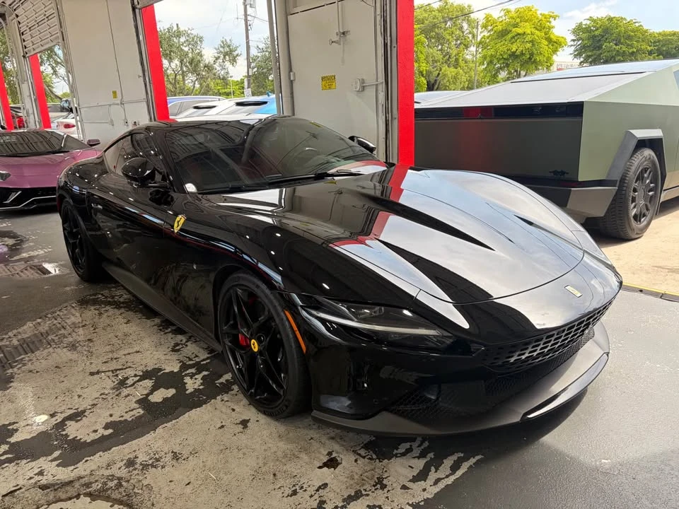 2023 Ferrari Roma - Image 4 of 4
