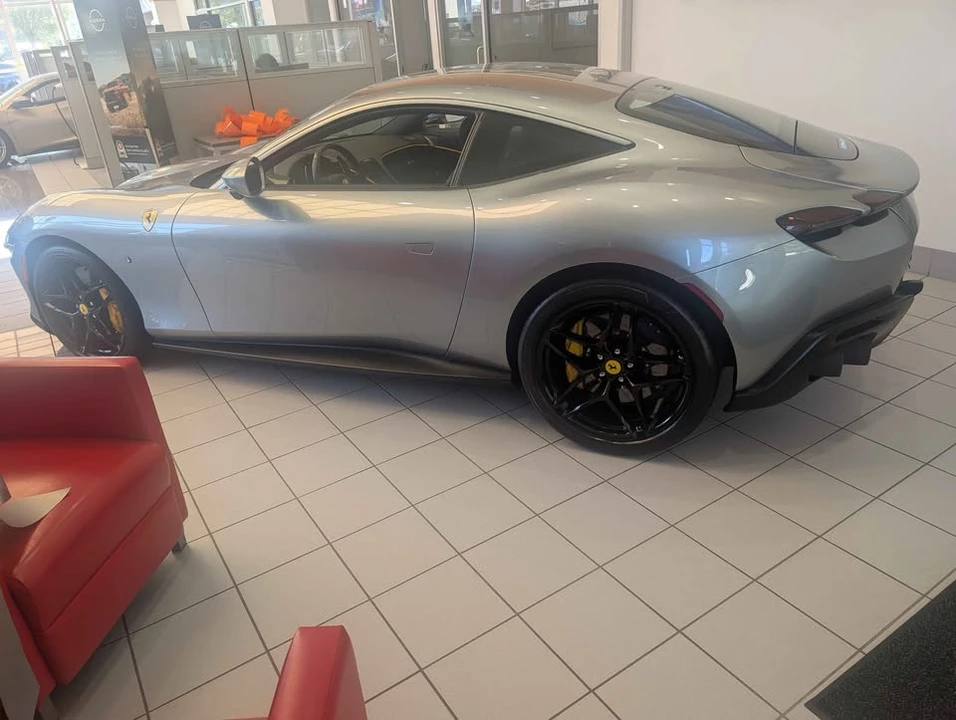 2023 Ferrari Roma - Image 2 of 14
