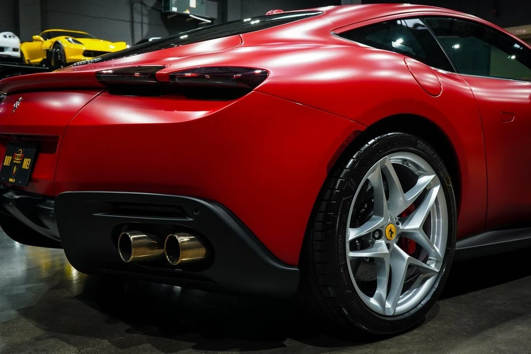 2023 Ferrari Roma - Image 25 of 31