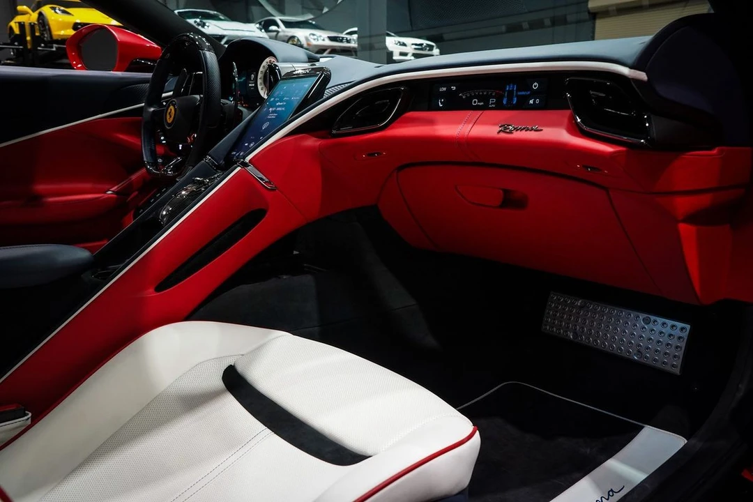 2023 Ferrari Roma - Image 29 of 31