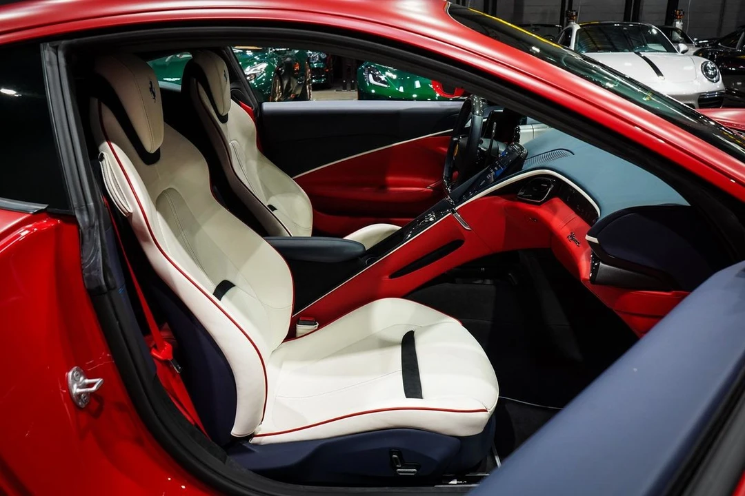2023 Ferrari Roma - Image 30 of 31