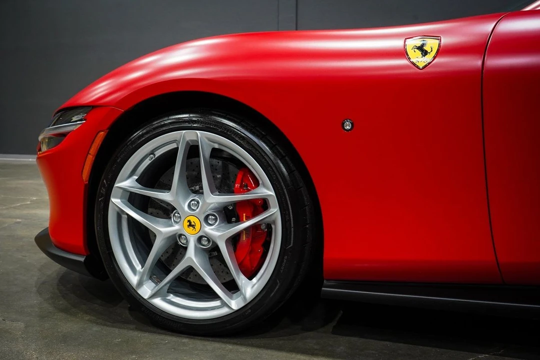 2023 Ferrari Roma - Image 19 of 31