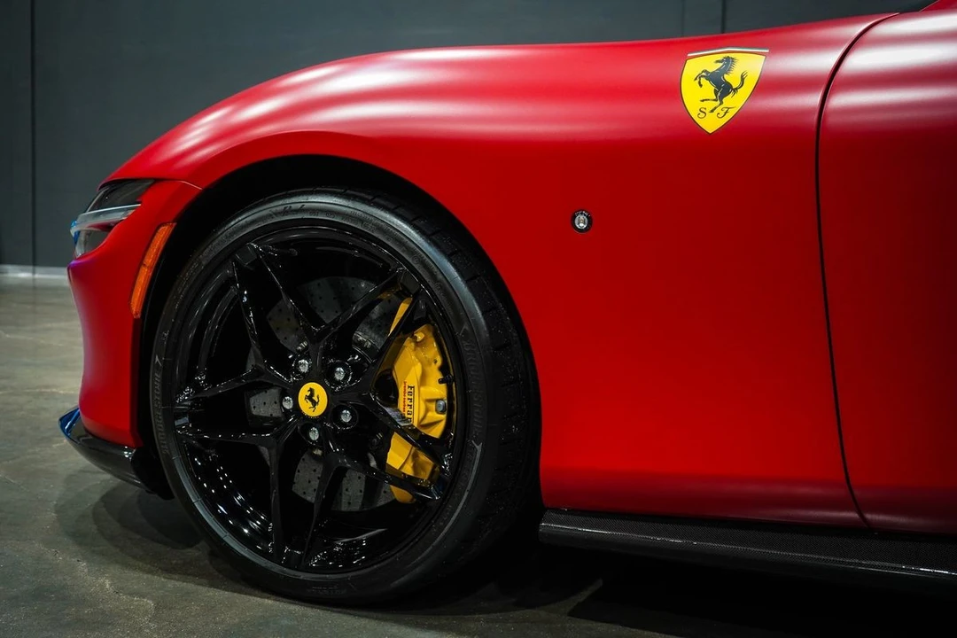 2023 Ferrari Roma - Image 16 of 21