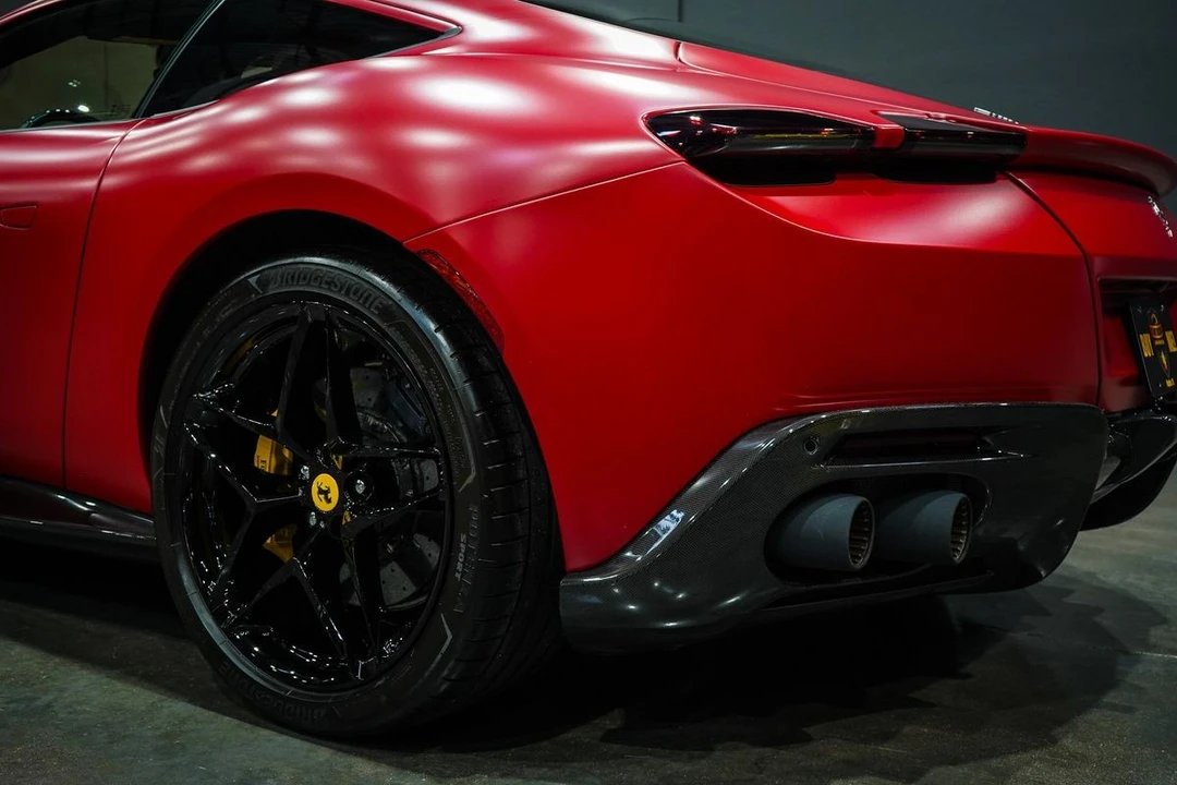 2023 Ferrari Roma - Image 18 of 21