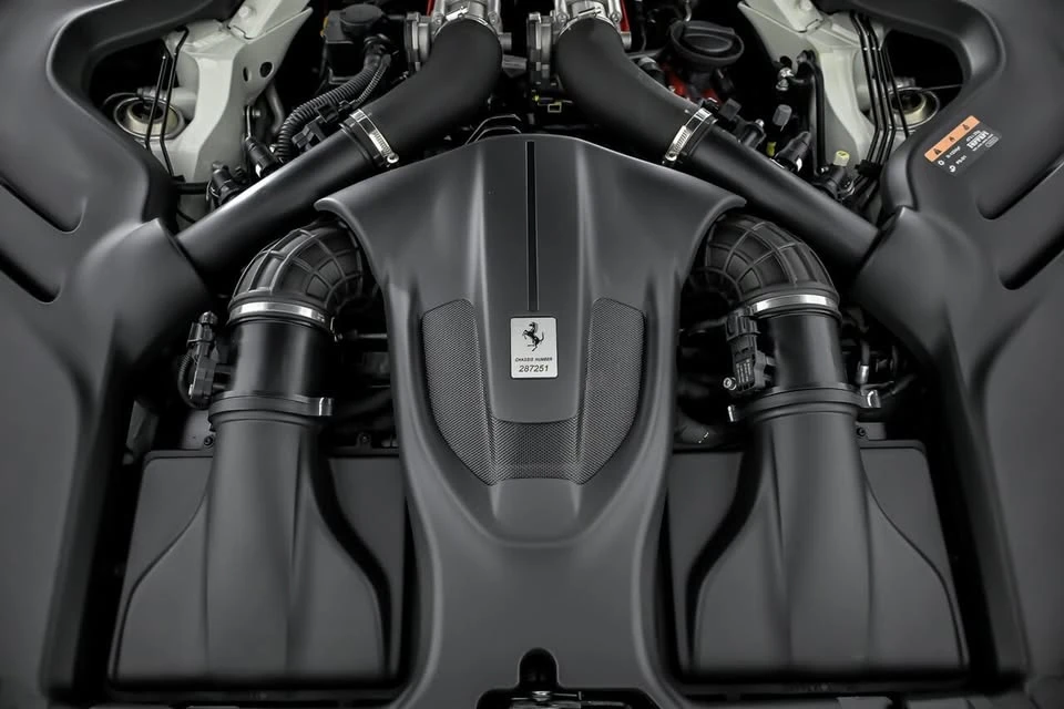 2023 Ferrari Roma - Image 19 of 20
