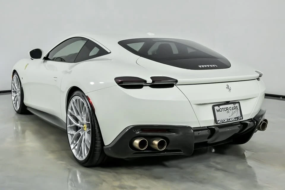 2023 Ferrari Roma - Image 10 of 20