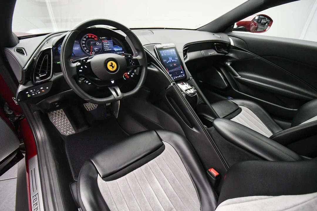2023 Ferrari Roma - Image 12 of 31