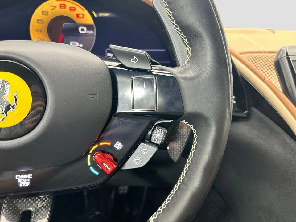 2023 Ferrari Roma - Image 12 of 31