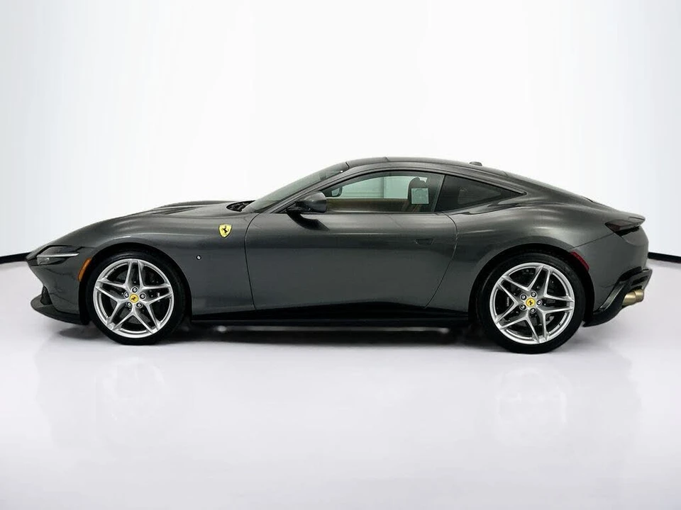 2023 Ferrari Roma - Image 8 of 31