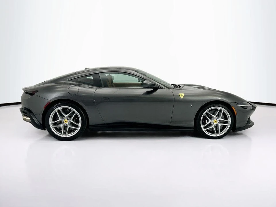 2023 Ferrari Roma - Image 4 of 31