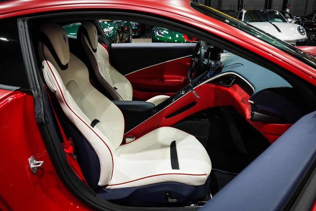 2023 Ferrari Roma - Image 30 of 31