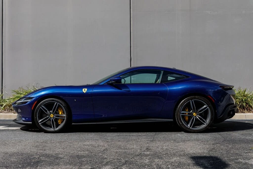 2023 Ferrari Roma - Image 2 of 31
