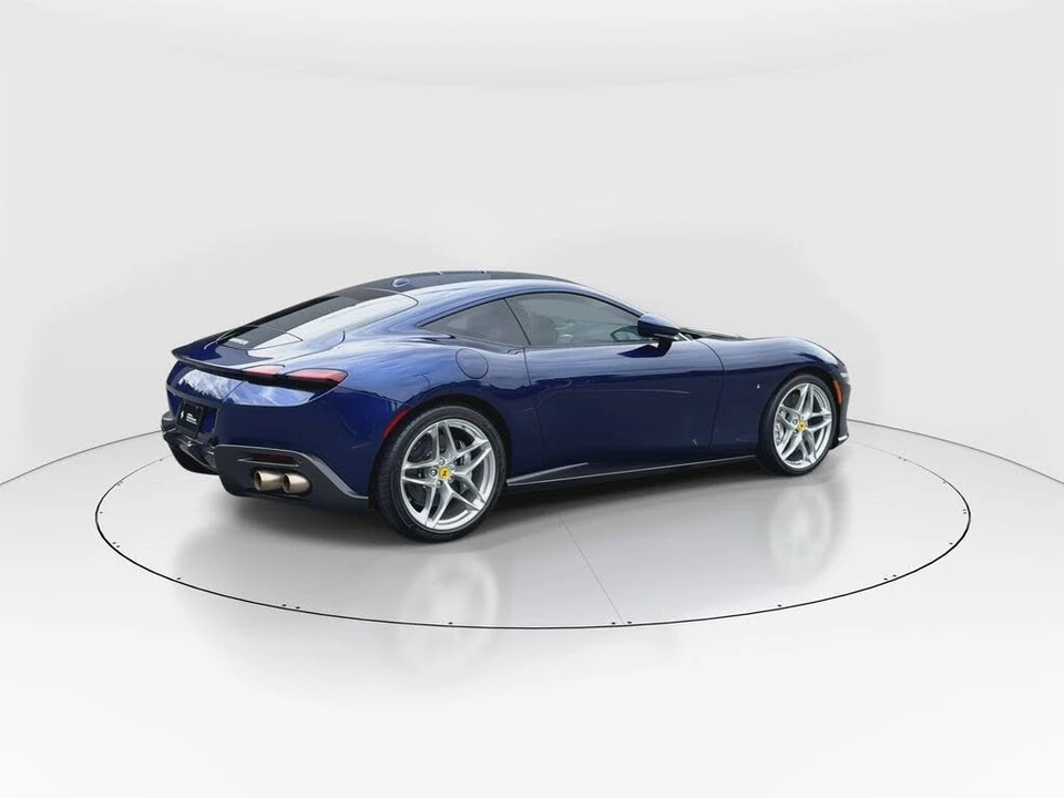 2023 Ferrari Roma - Image 8 of 31