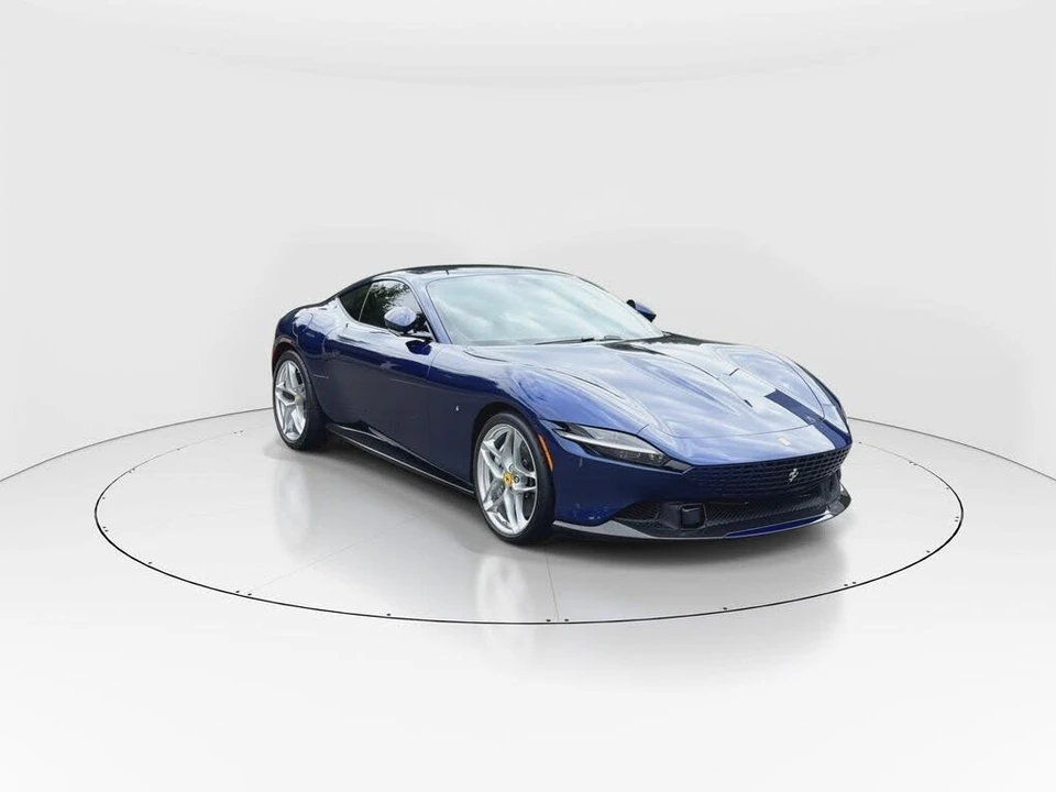 2023 Ferrari Roma - Image 2 of 31