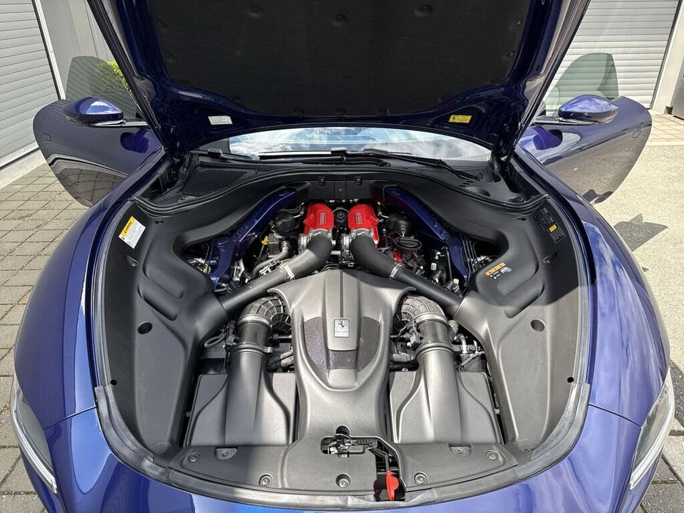 2023 Ferrari Roma - Image 25 of 31