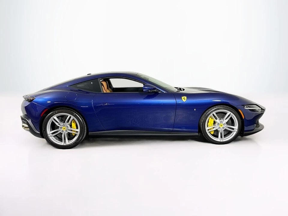 2023 Ferrari Roma - Image 10 of 29