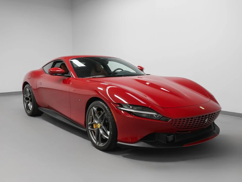 2023 Ferrari Roma - Image 19 of 31