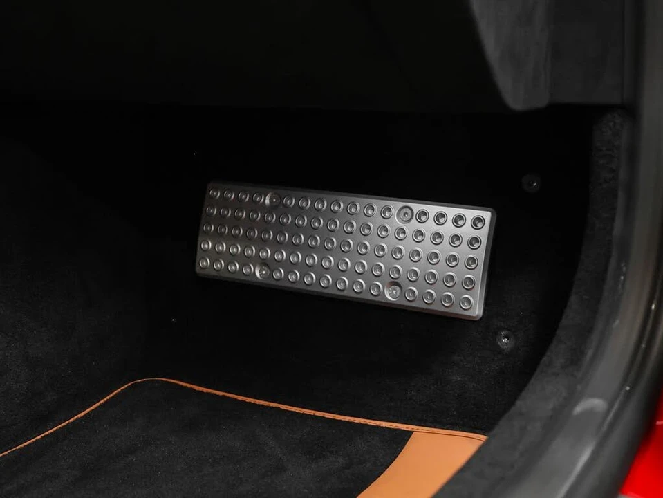 2023 Ferrari Roma - Image 29 of 31