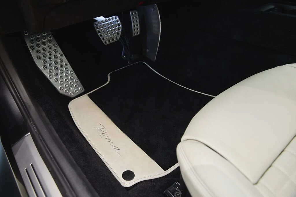 2023 Ferrari Roma - Image 29 of 31