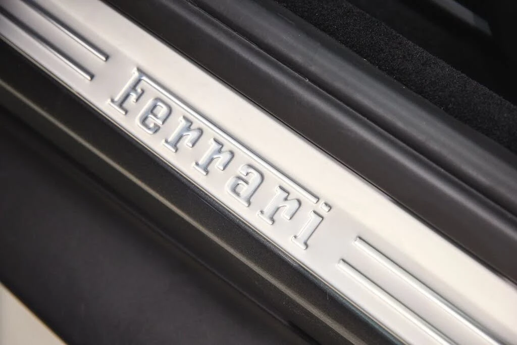 2023 Ferrari Roma - Image 30 of 31