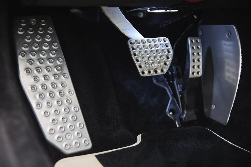 2023 Ferrari Roma - Image 28 of 31