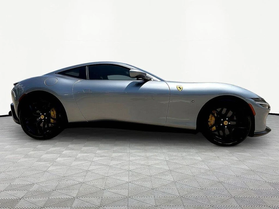2023 Ferrari Roma - Image 5 of 31