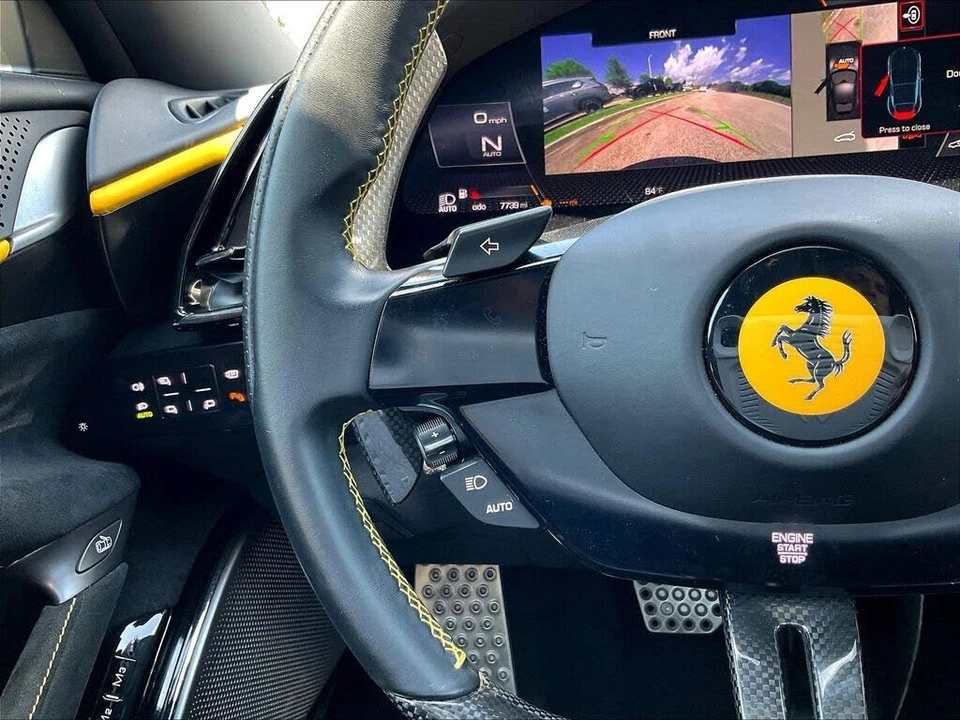 2023 Ferrari Roma - Image 14 of 31