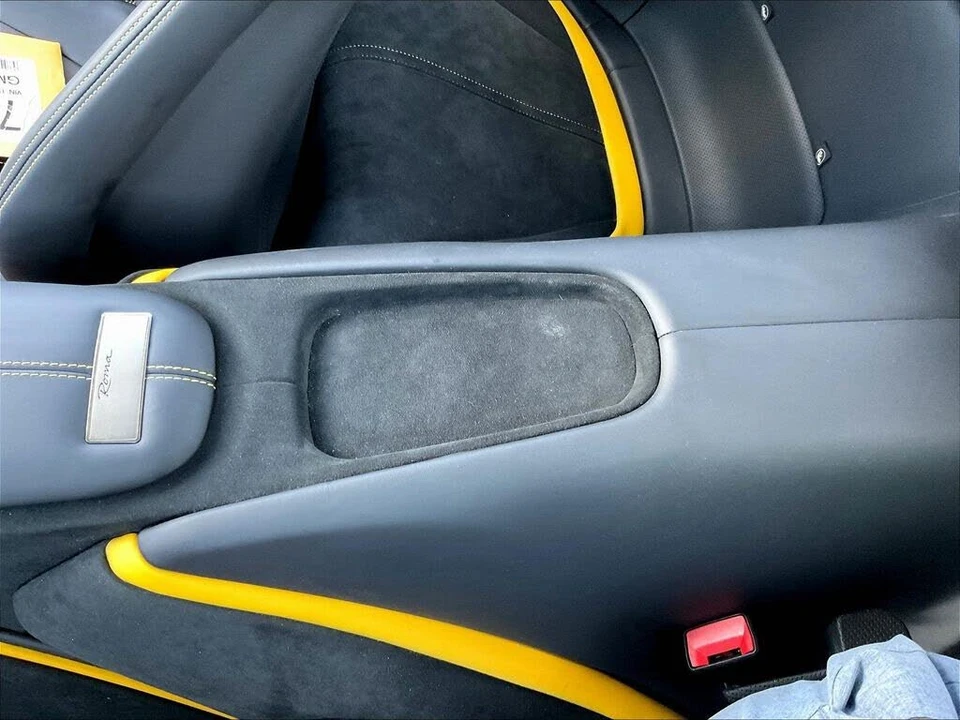2023 Ferrari Roma - Image 13 of 31