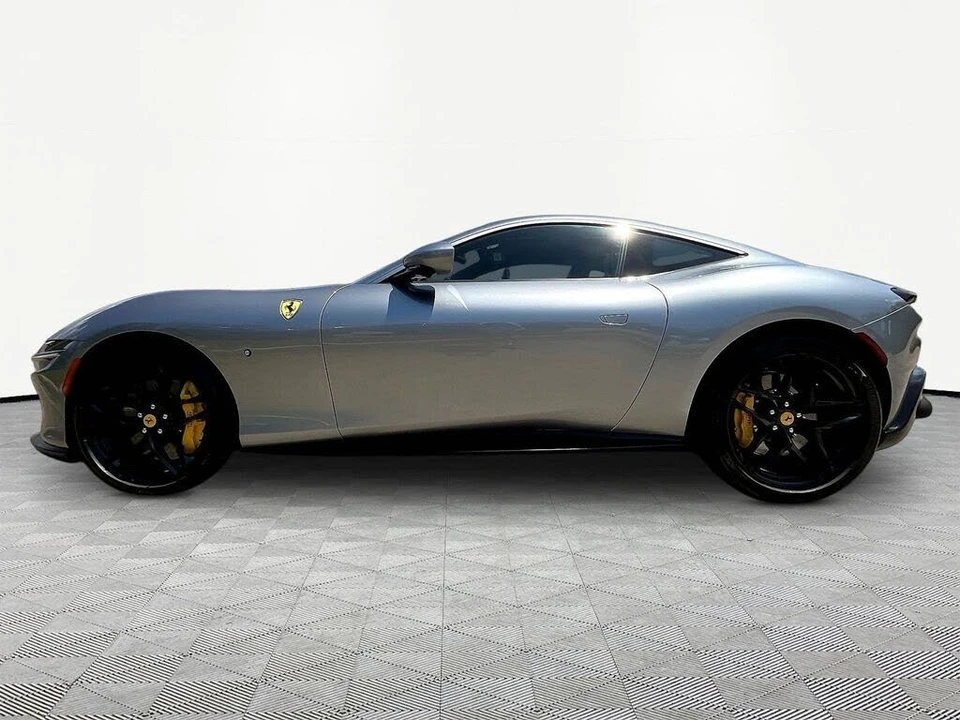 2023 Ferrari Roma - Image 9 of 31