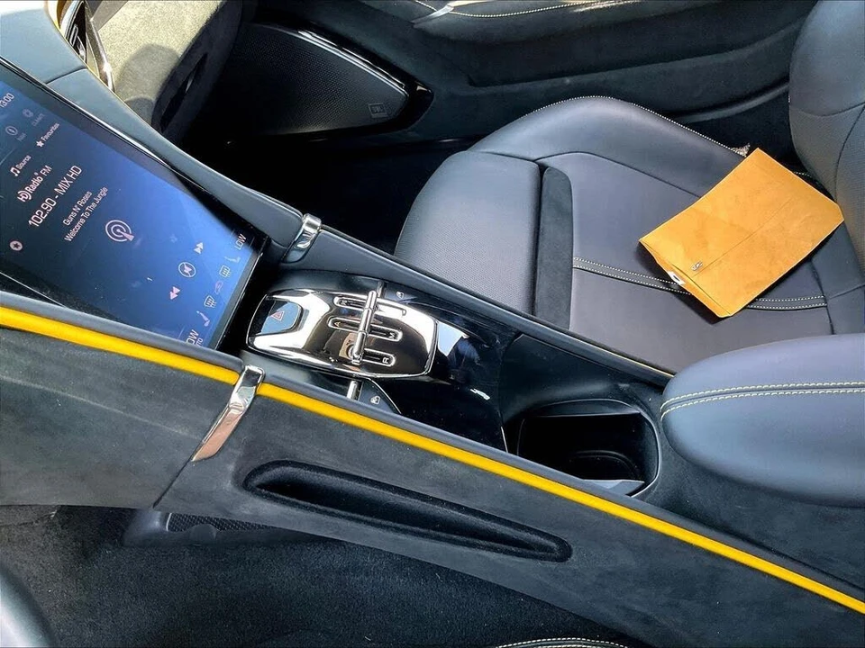2023 Ferrari Roma - Image 21 of 31