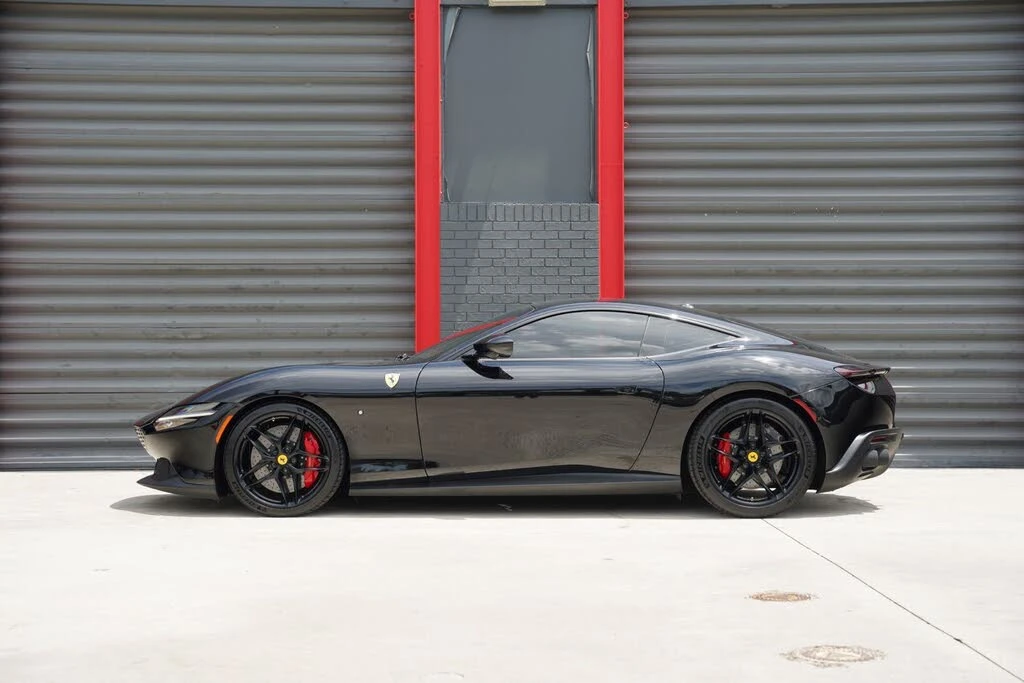 2023 Ferrari Roma - Image 5 of 31