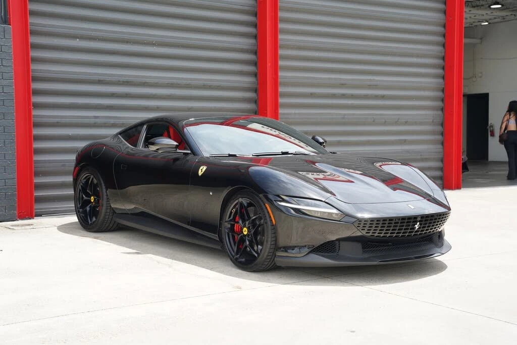 2023 Ferrari Roma - Image 2 of 31