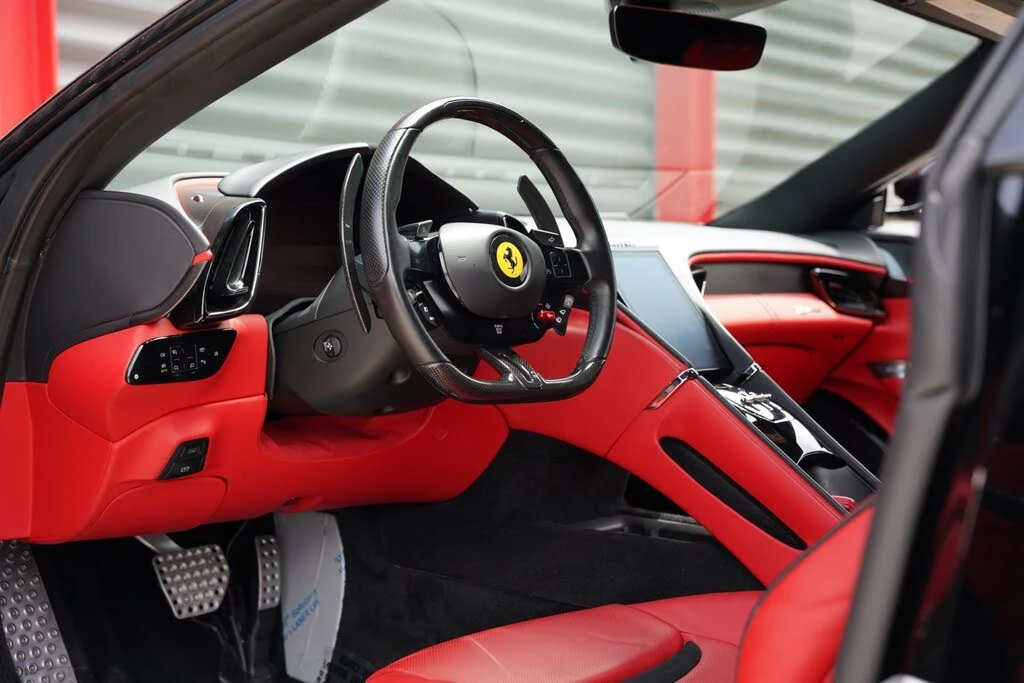 2023 Ferrari Roma - Image 15 of 31