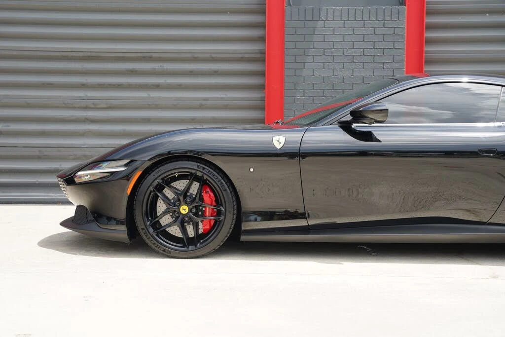 2023 Ferrari Roma - Image 7 of 31