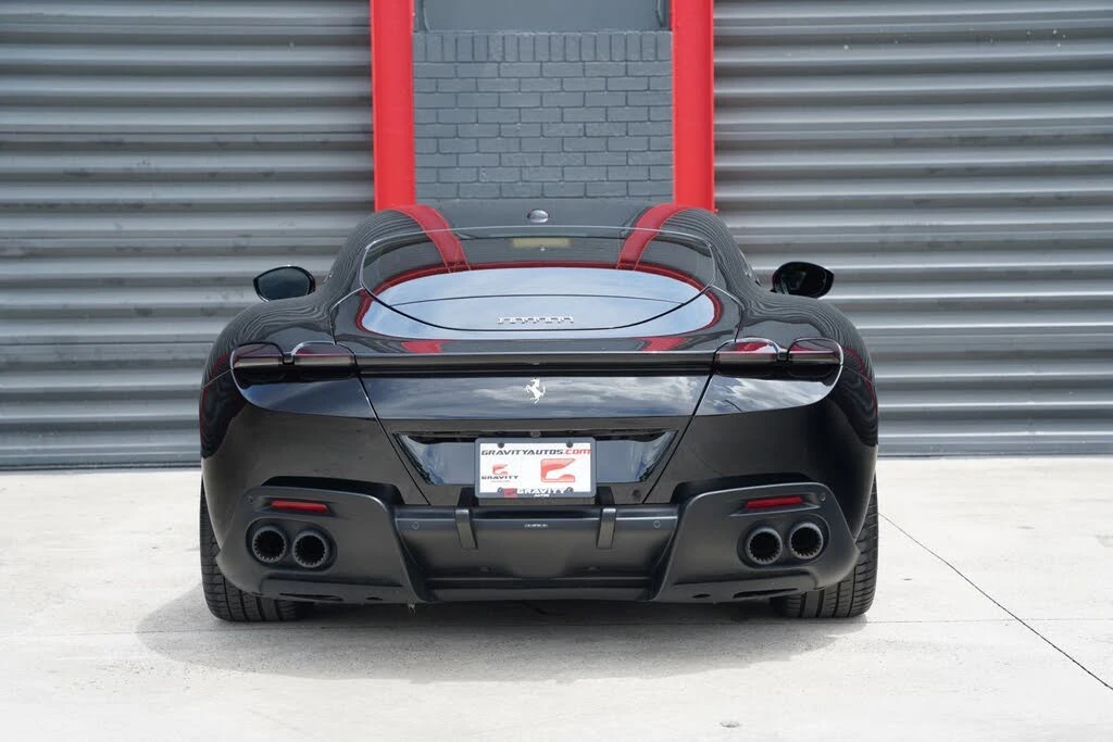2023 Ferrari Roma - Image 12 of 31